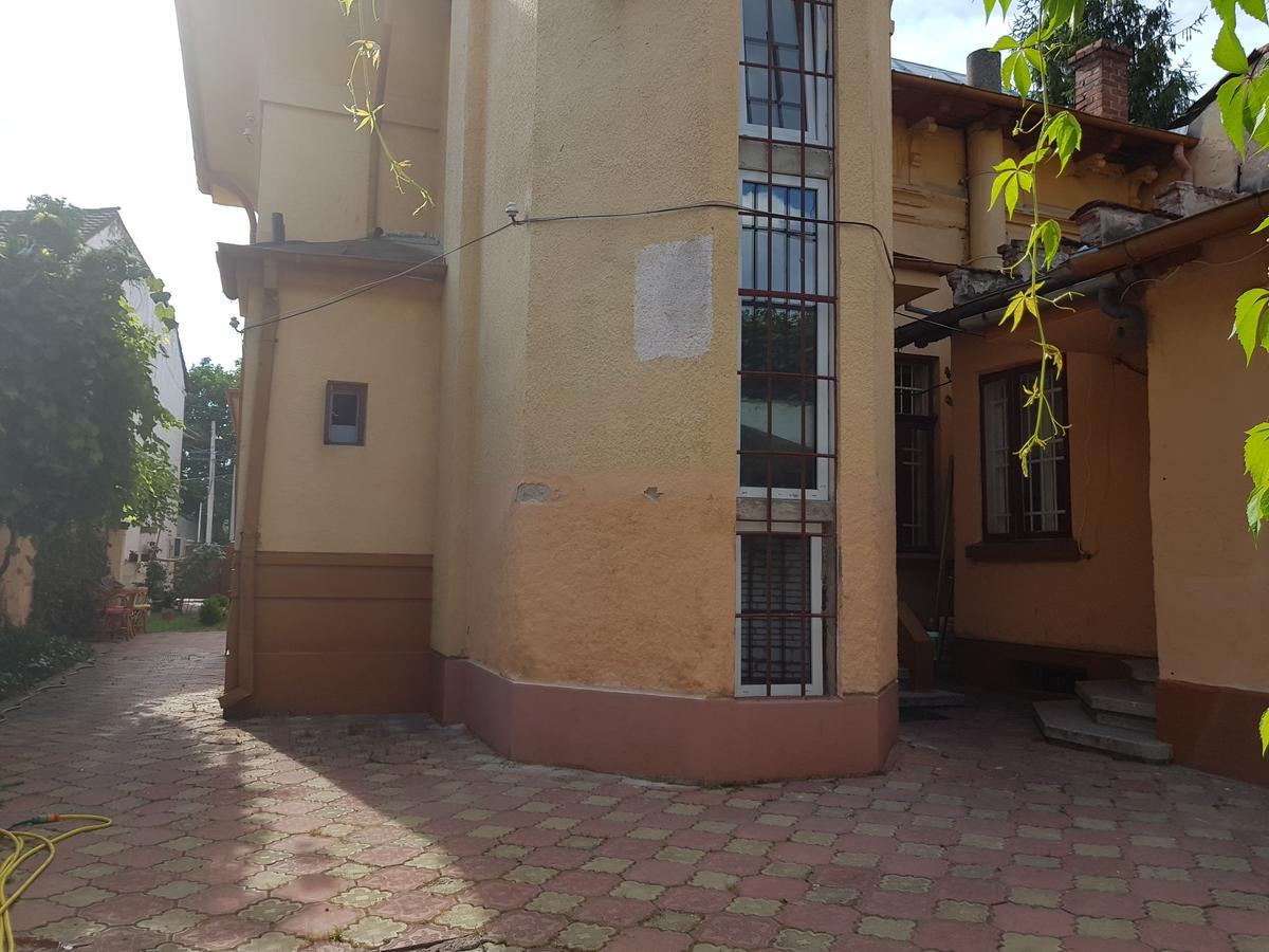 نزل كرايوفافي Casa Boiereasca المظهر الخارجي الصورة