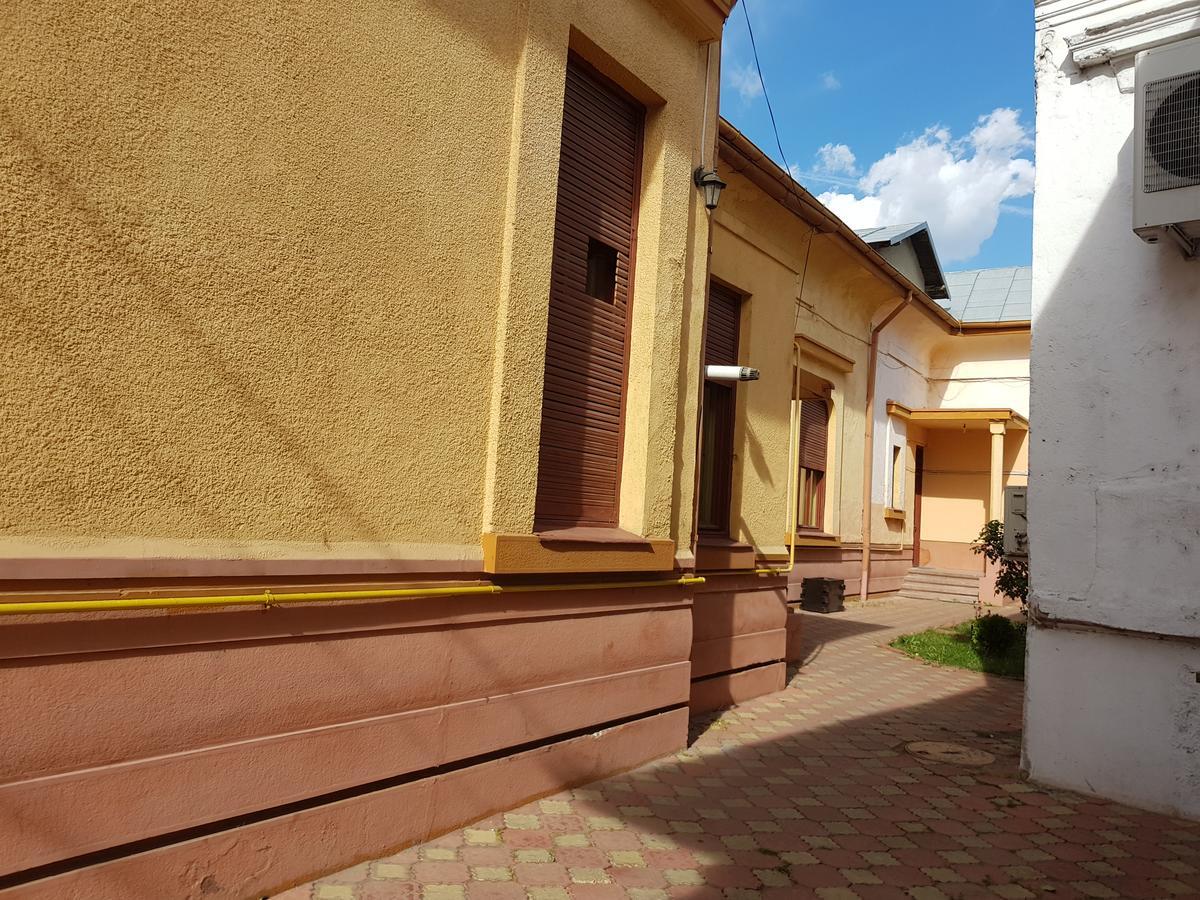 نزل كرايوفافي Casa Boiereasca المظهر الخارجي الصورة