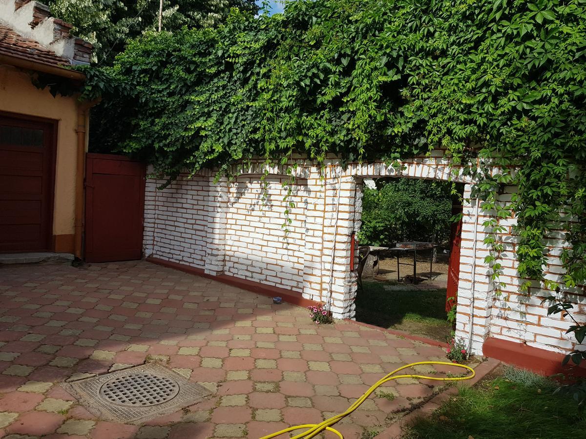 نزل كرايوفافي Casa Boiereasca المظهر الخارجي الصورة