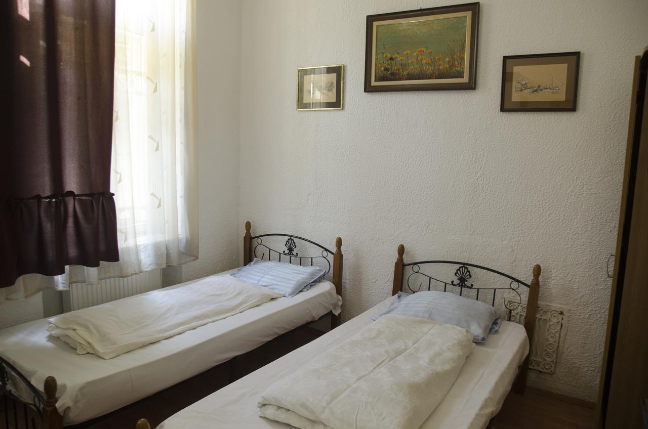 نزل كرايوفافي Casa Boiereasca المظهر الخارجي الصورة
