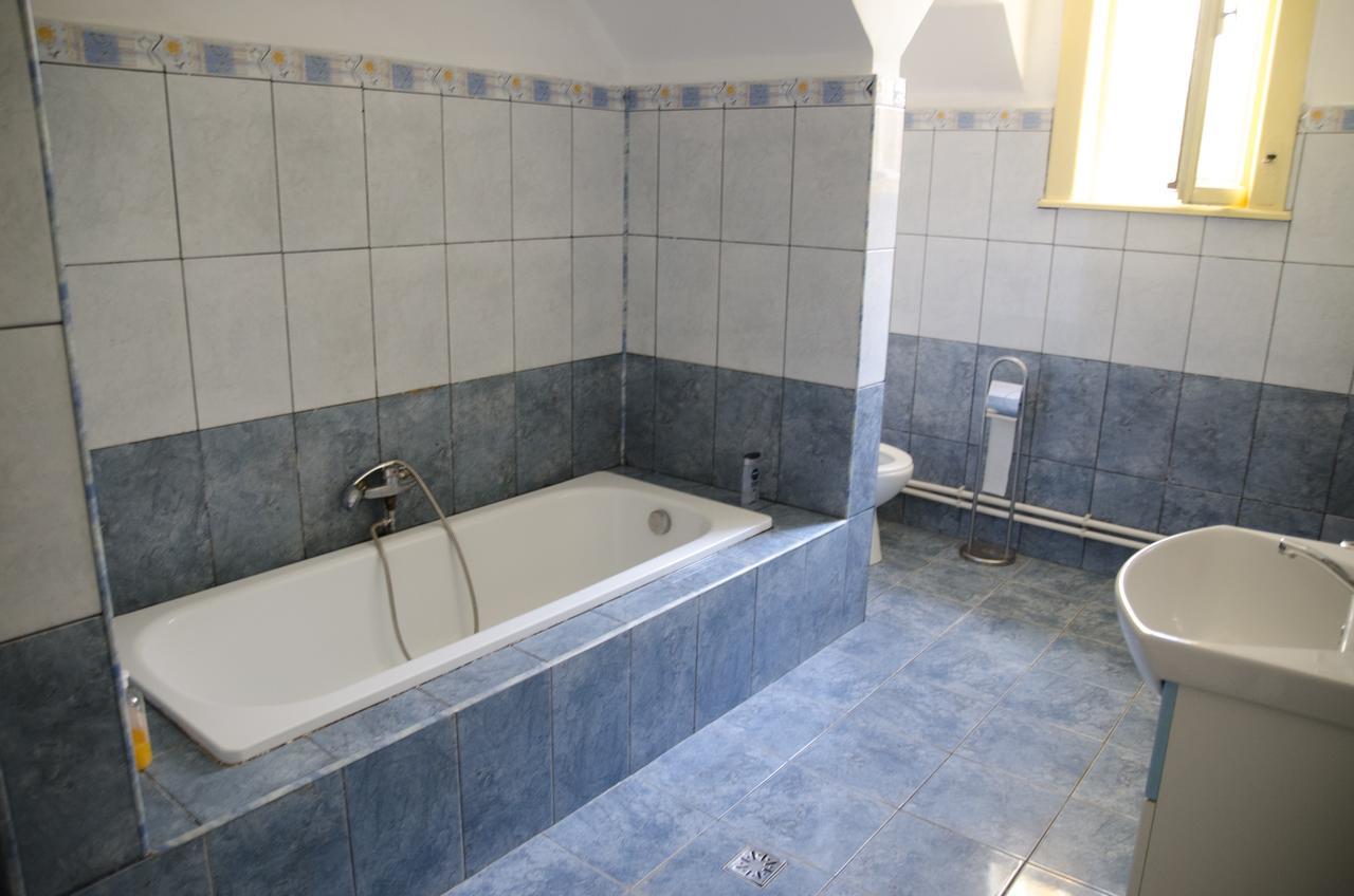 نزل كرايوفافي Casa Boiereasca المظهر الخارجي الصورة